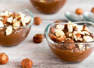 Mousse de chocolate com avelã